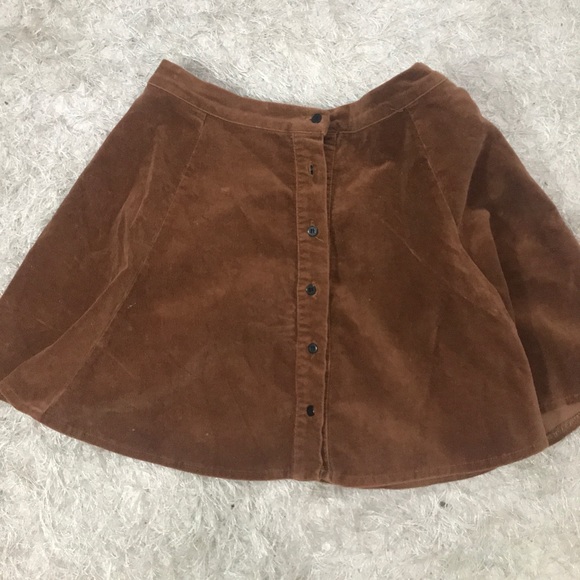 Brandy Melville Skirt. - Picture 3 of 3